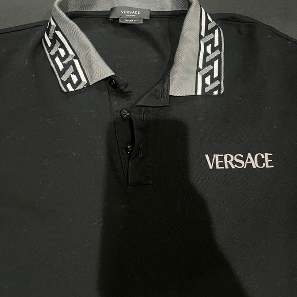 Versace XL men shirt, used once - Picture 2 of 3